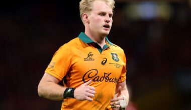 Lynagh's return as Reds eye 28-year Hurricanes hoodoo