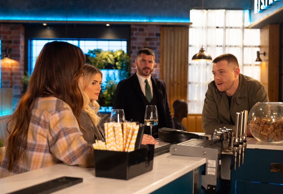 Daniel Osbourne, Adam Barlow, Bethany Platt, Jodie Ramsey, Coronation Street daniel osbourne, adam barlow, bethany platt, jodie ramsey, coronation street