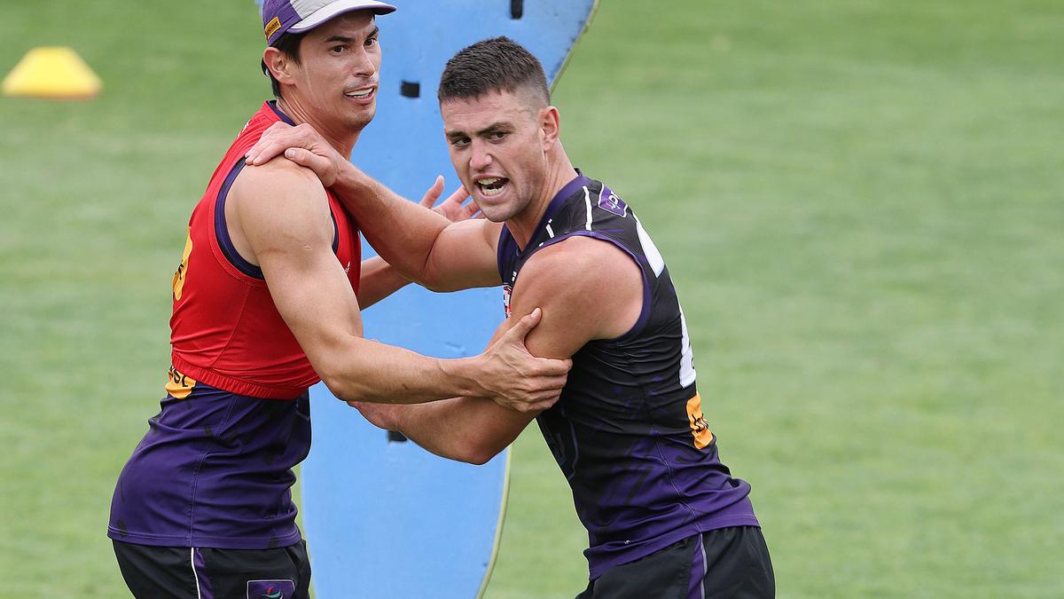 Fremantle Dockers coach Justin Longmuir backing Pat Voss to get it right in the future after taunting fine