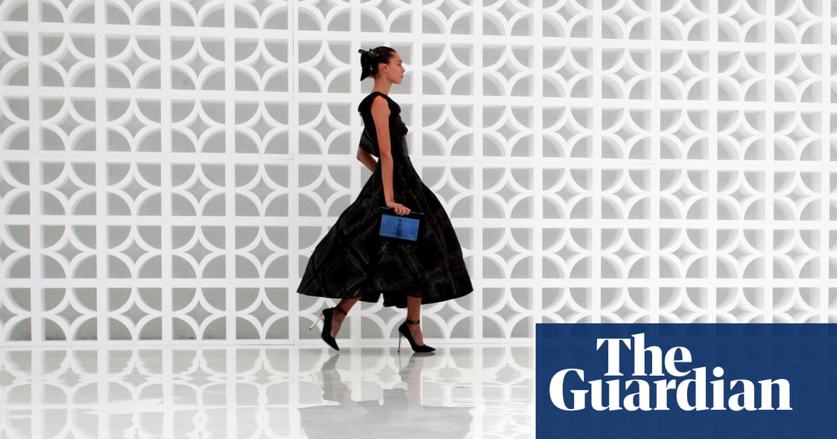 Australian fashion week: designer Toni Maticevski to show for first time in 10 years | Australian fashion week