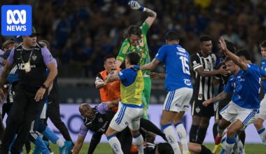 Violent brawl between Cruzeiro and Atletico Mineiro in Brazilian league sees 23 players red-carded