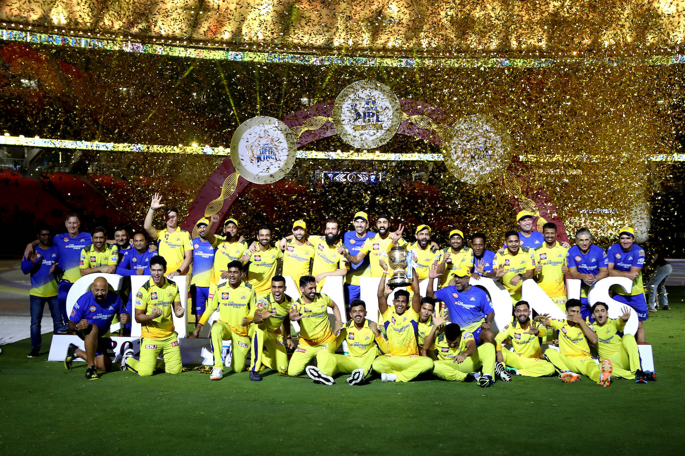 The CSK players pose with the IPL 2023 trophy