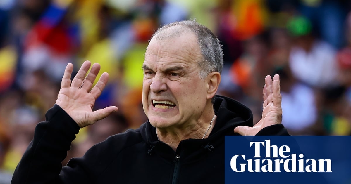 Bielsa back in England seeking end to boom-bust pattern after Luis Suárez attack | Marcelo Bielsa