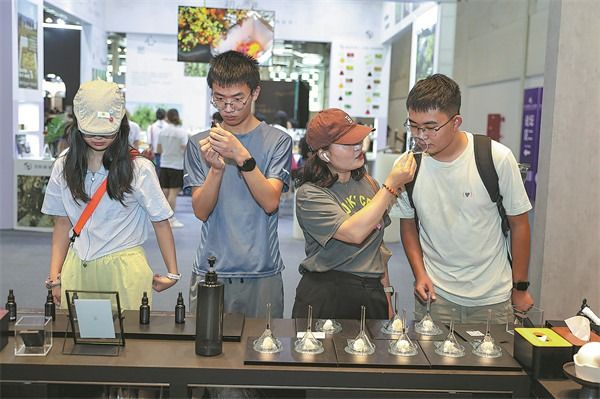 Scents of well-being: Ancient Chinese aromatherapy finds new, niche market among stressed-out urban professionals
