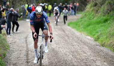 'Going as deep as I did today is difficult to simulate in training' – Mathieu van der Poel puts on a show on Tirreno-Adriatico gravel ahead of next big Classics