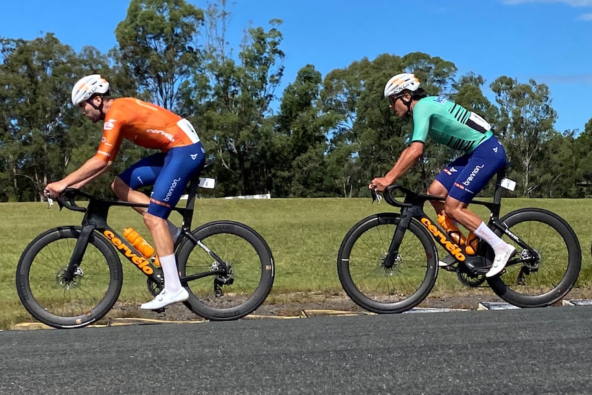 Conor Leahy leads Ollie Bleddyn