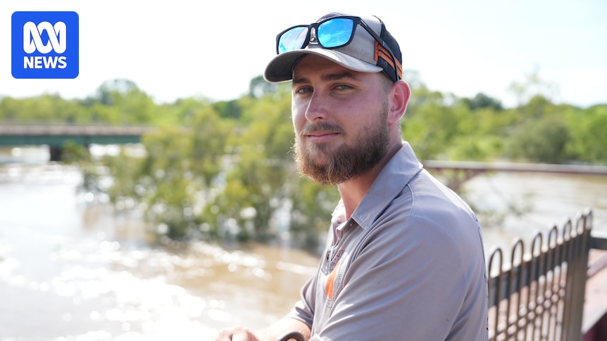 Katherine bracing for possible further major flood as river set to reach 17.5m