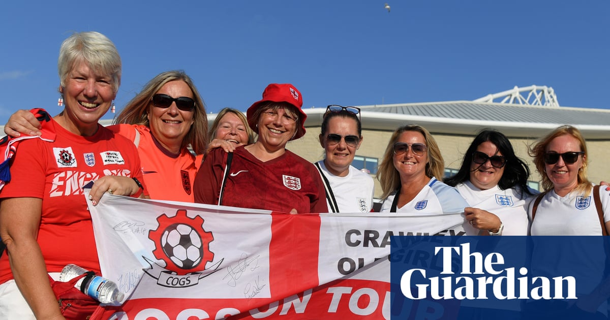 A lost generation of female footballers: ‘When I got in my kit aged 46 I started crying’ | Sport