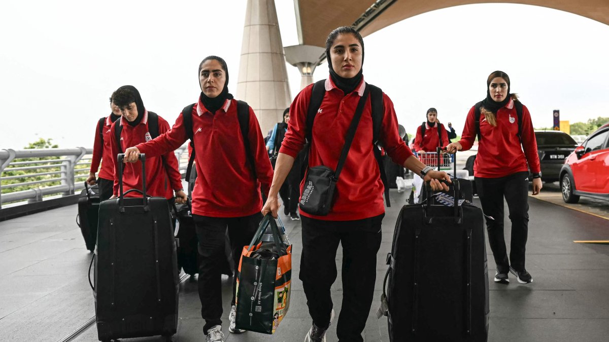 5th Iranian women’s footballer renounces asylum in Australia