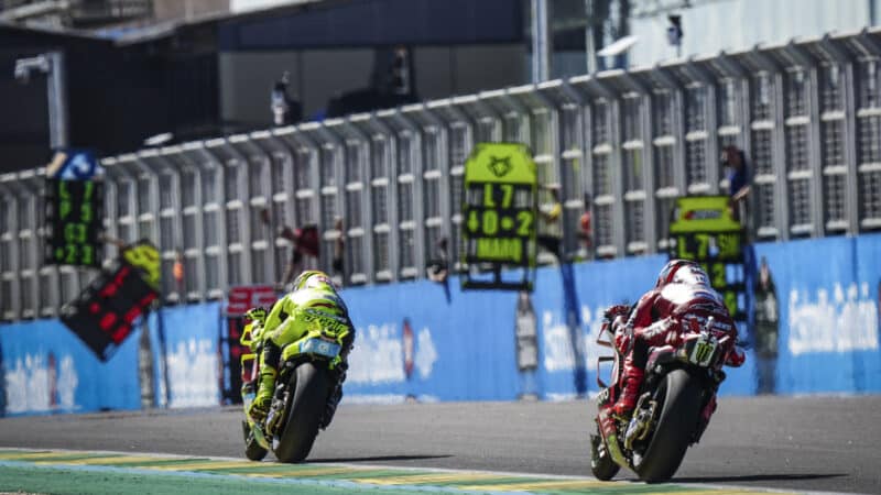 Di Giannatonio’s and Márquez’s podium battle was decided by the disintegrating asphalt