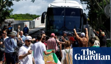 Iranian regime-linked handler investigated by Australian police over alleged death threat | Australia news