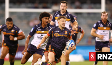 Super Rugby Pacific: Chiefs stunned by Brumbies fightback