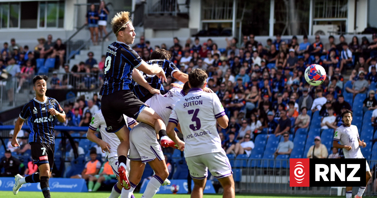 Football: Auckland FC draw with Perth Glory