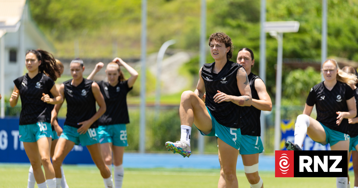 How hot is too hot for football in the Pacific?