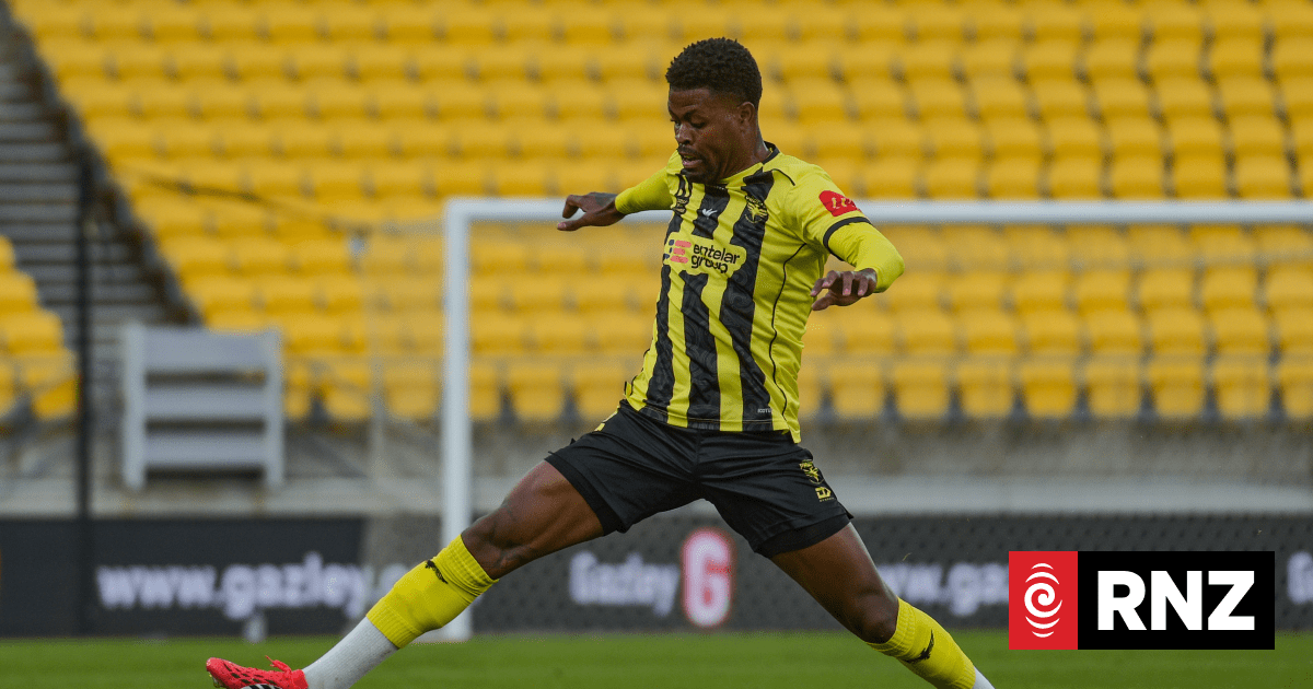 Football: Phoenix draw 1-1 with Adelaide