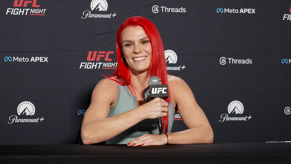Gillian Robertson sees Mackenzie Dern title bout after UFC Fight Night 269