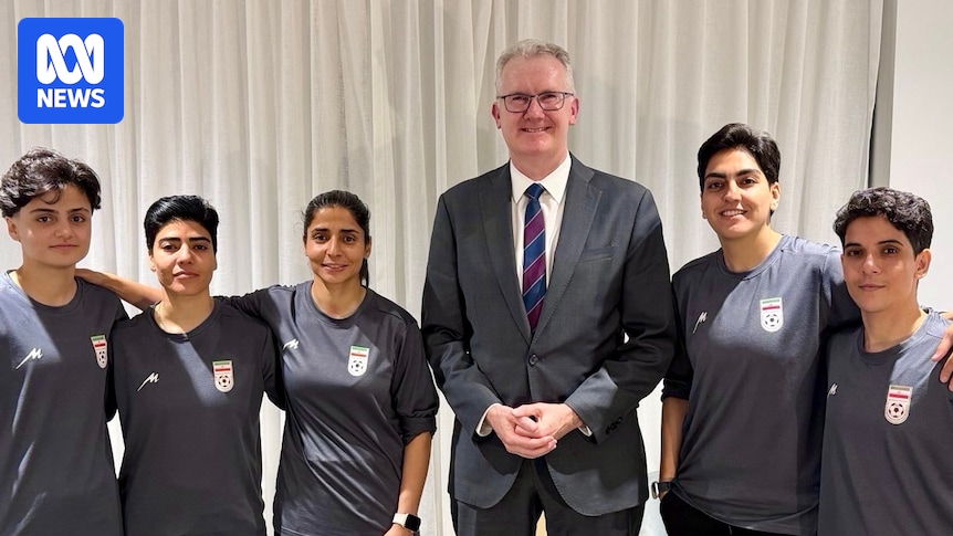 Iranian soccer players escape minders and secure asylum in Australia
