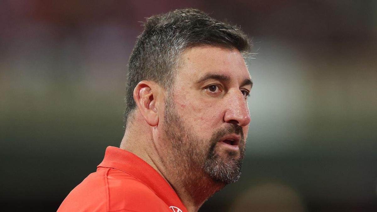 AFL pressure gauge: Extreme spotlight suddenly lands on five AFL coaches ahead of Round 2