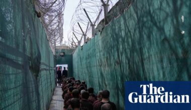 Iraqi official urges Australia to take back alleged IS fighters during meeting with ambassador | Australia news