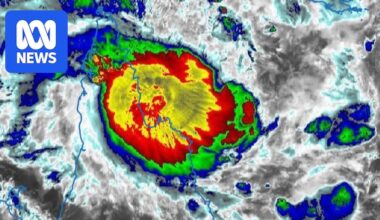 Tropical Cyclone Narelle live updates: Far North Queensland braces for category four system to make landfall