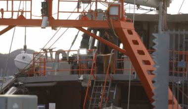 Police probe death of French crewman in Hobart - The Mercury