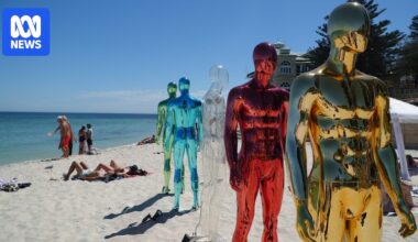 Sculpture by the Sea exhibition returns to Perth's Cottesloe Beach after funding battle