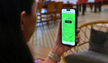 App stores to screen for Singapore users under 18 via Singpass, facial scan, credit card