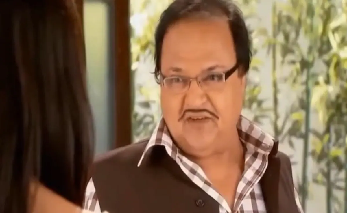 Rakesh Bedi Calling Himself 'Dhurandhar' In A 12-Year-Old Clip Goes Viral