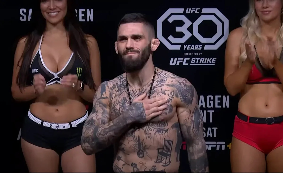 UFC fighter Gavin Tucker retires