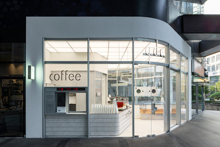 Gangnam q.d.c / Indiesalon - Interior Photography, Glass