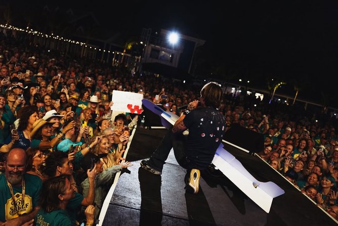 One-night-only cruise performance.