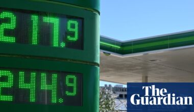 Which fuel and energy solutions can Australia implement quickly to be less dependent on foreign oil? | Transport