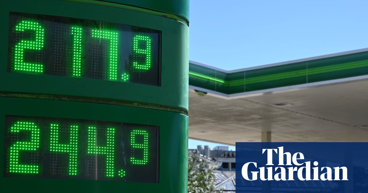 Which fuel and energy solutions can Australia implement quickly to be less dependent on foreign oil? | Transport