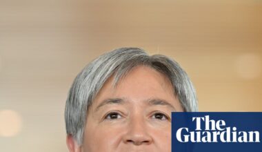 Australia backs Lebanon’s sovereignty and opposes occupation, Penny Wong tells Israel | Australian foreign policy