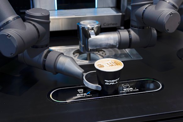 Prepare to fork out 359,000 yuan ($73,500) for the Xbox Coffee Robot, which comes with a latte art function.