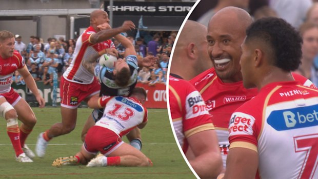 Felise Kaufusi was left bemused after he was penalised for a high shot on Samuel Stonestreet.