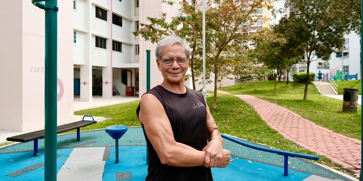 At 76, I Still Cycle, Train Every Day, and Can Do 5 Muscle-Ups