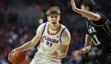 Alex the Great Gator torches Bulldogs for 26
