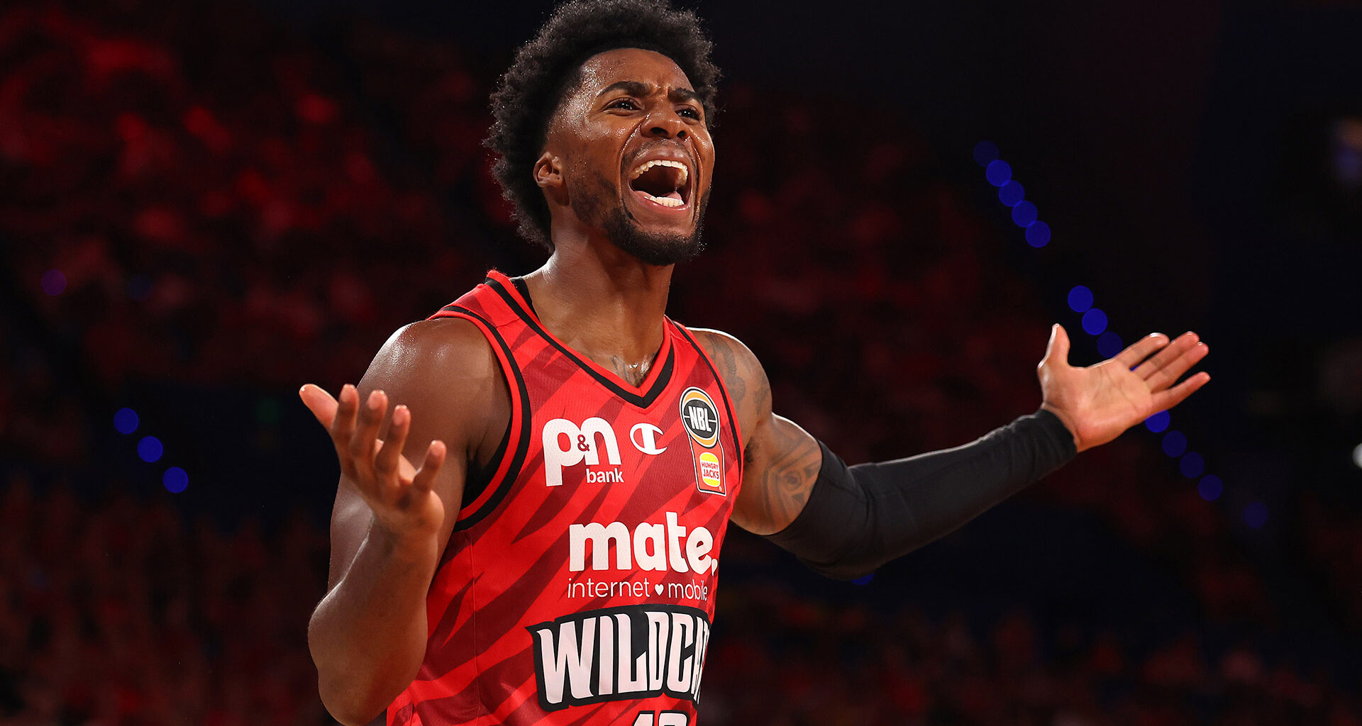 'They can't handle pressure': Legend calls out Wildcats