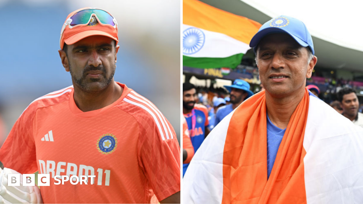 Ravichandran Ashwin and Rahul Dravid