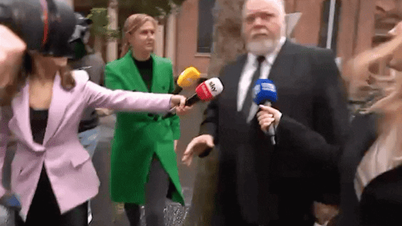 Radio star starts court battle with KIIS owner ARN over contract for Kyle and Jackie O show