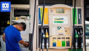Experts say trigger for fuel rationing is not a 'precise' date