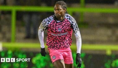 Jili Buyabu in action for Forest Green