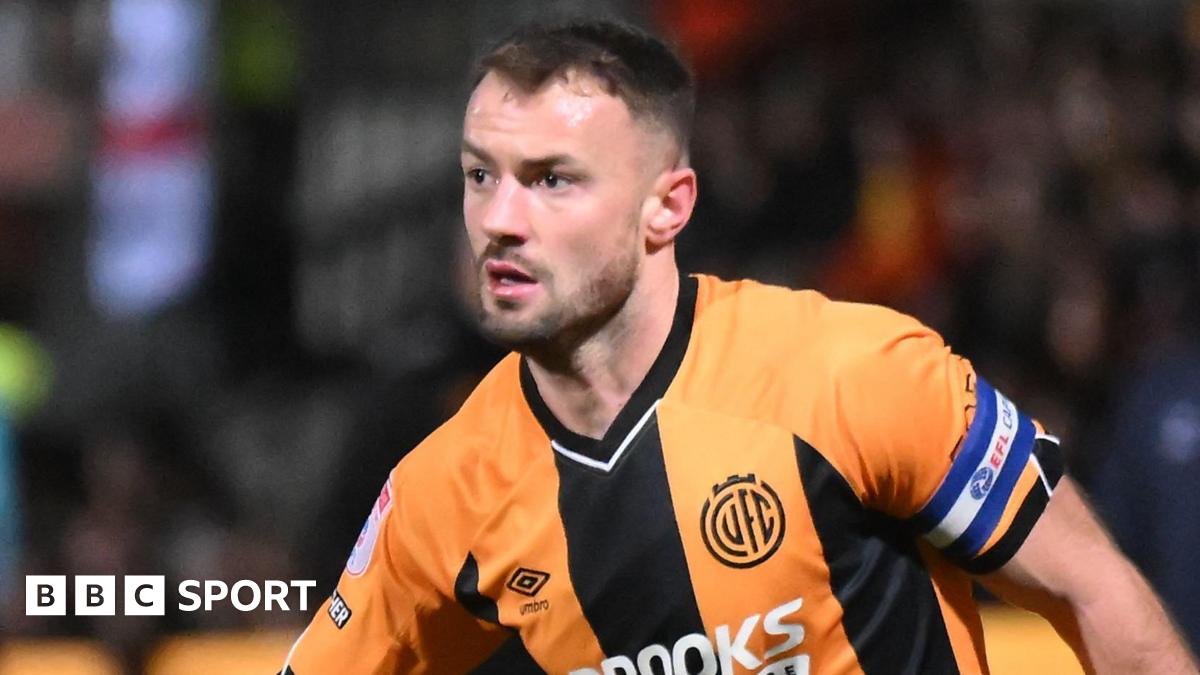 Cambridge United 1-0 Salford City - Gibbons goal gives U's victory