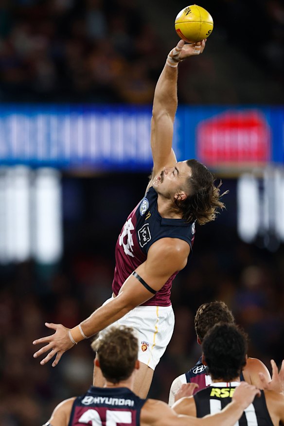 Sam Draper of the Lions in action.