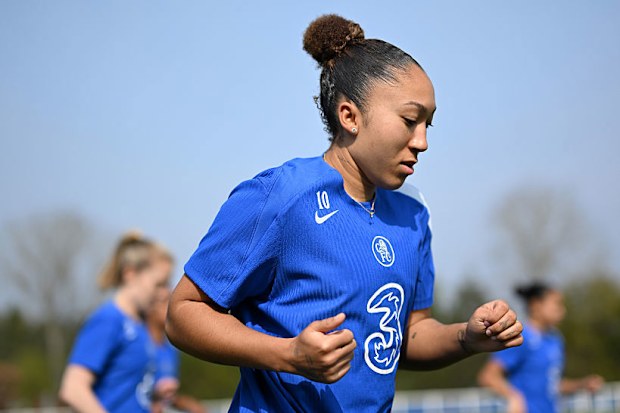 Lauren James in action during a Chelsea FC Women's Training Session.