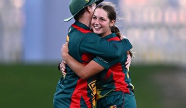 Tasmania’s Mia Barwick becomes youngest player in Australia’s under-19s