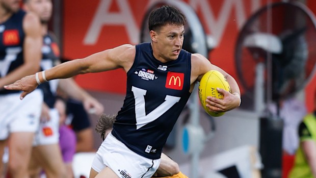 Hugh McCluggage of Victoria in action during the 2026 AFL Origin match.