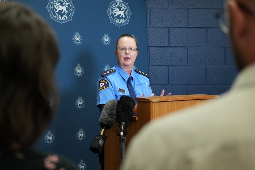 Tasmania Police inspector Anthea Maingay stands at a lecturn.