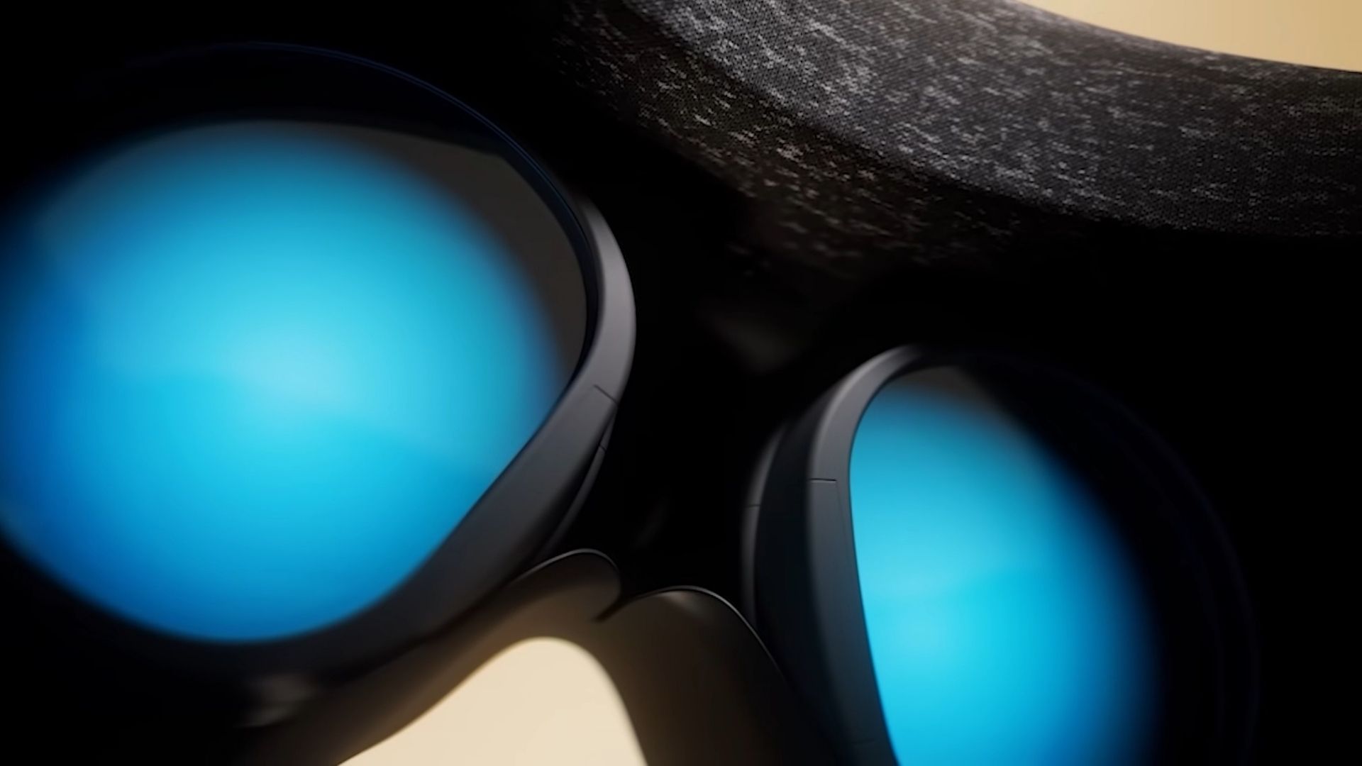 The lenses of the Steam Frame